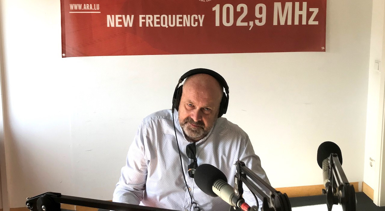 Delano’s digital editor-in-chief Duncan Roberts in the Ara City Studios Ara City Radio