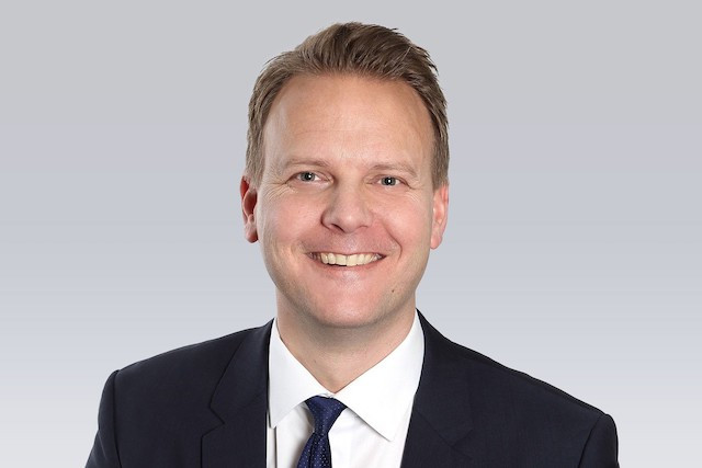 Fredrik Skoglund advises investors to play stocks BIL