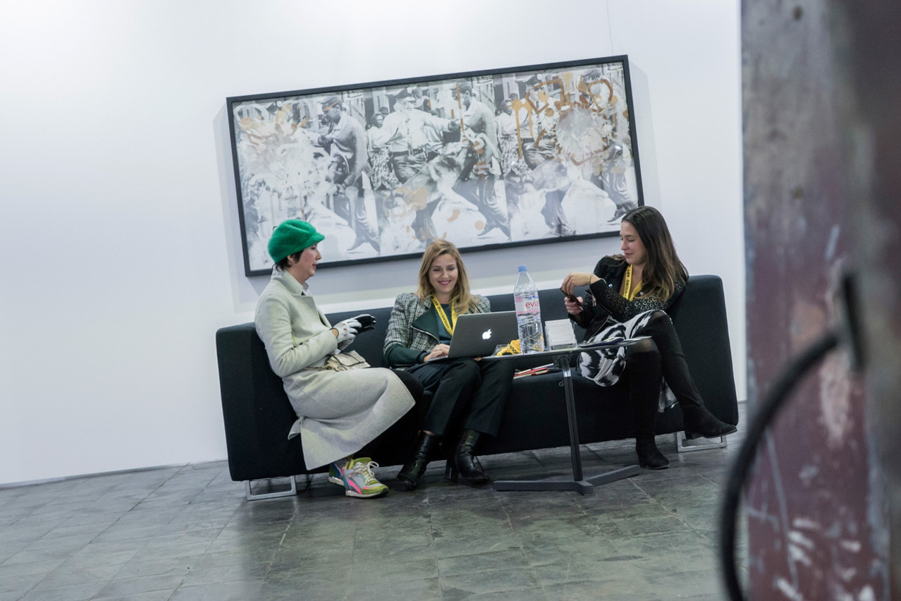 Visitors to Luxembourg Art Week in 2016 (Photo: Eric Chenal / archives)