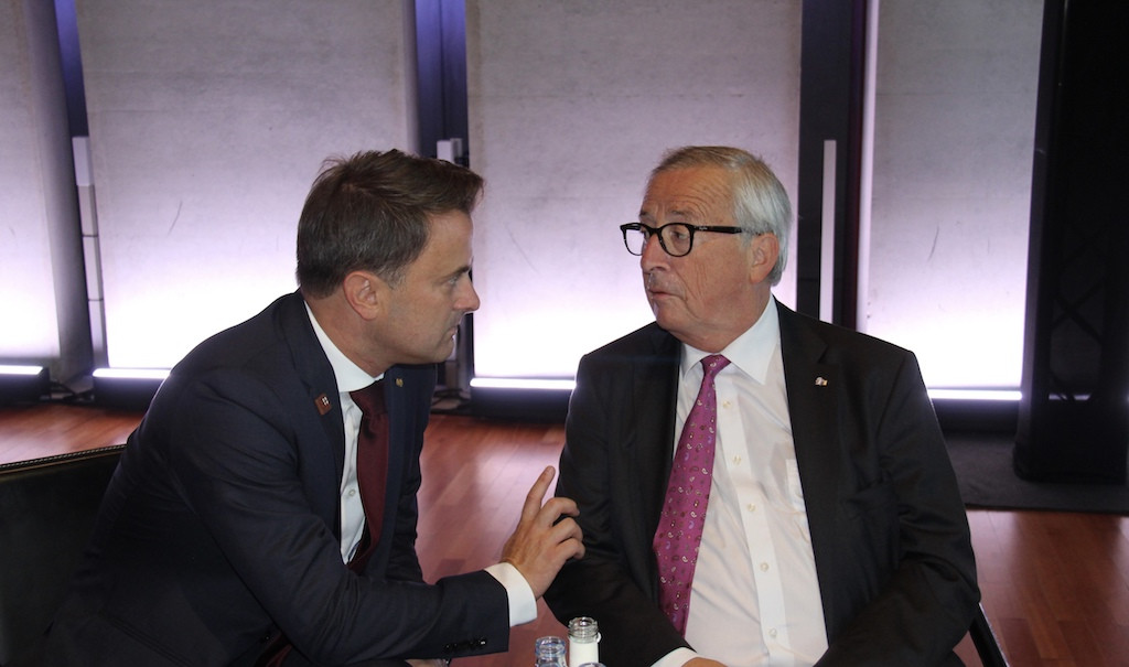 Xavier Bettel and European Commission president Jean-Claude Juncker exchange views in Salzburg, 20 September 2018 ME