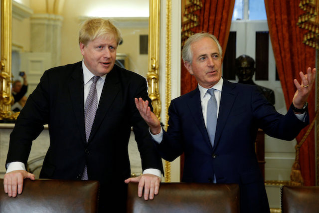 Boris Johnson, Britain’s foreign secretary (left), meets with Bob Corker, the Republican US senator from Tennessee who chairs the senate foreign relations committee, in the US Capitol building in Washington on 9 January 2017 Reuters/Kevin Lamarque