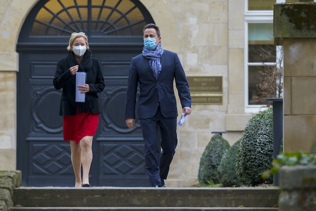 Health minister Paulette Lenert and prime minister Xavier Bettel, the faces of Luxembourg's pandemic crisis management SIP / Jean-Christophe Verhaegen