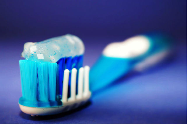 Delhaize will stop selling hygiene products such as toothpaste and shower gels containing micro plastic beads Pexels