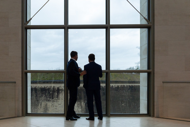 Xavier Bettel with Russian PM Dimitry Medvedev in the iconic Mudam building following their 6 March joint press conference © SIP/Emmanuel Claude