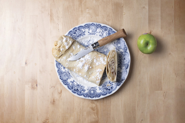 Crisp apple strudel is the perfect way to round off a festive meal with friends Jan Hanrion