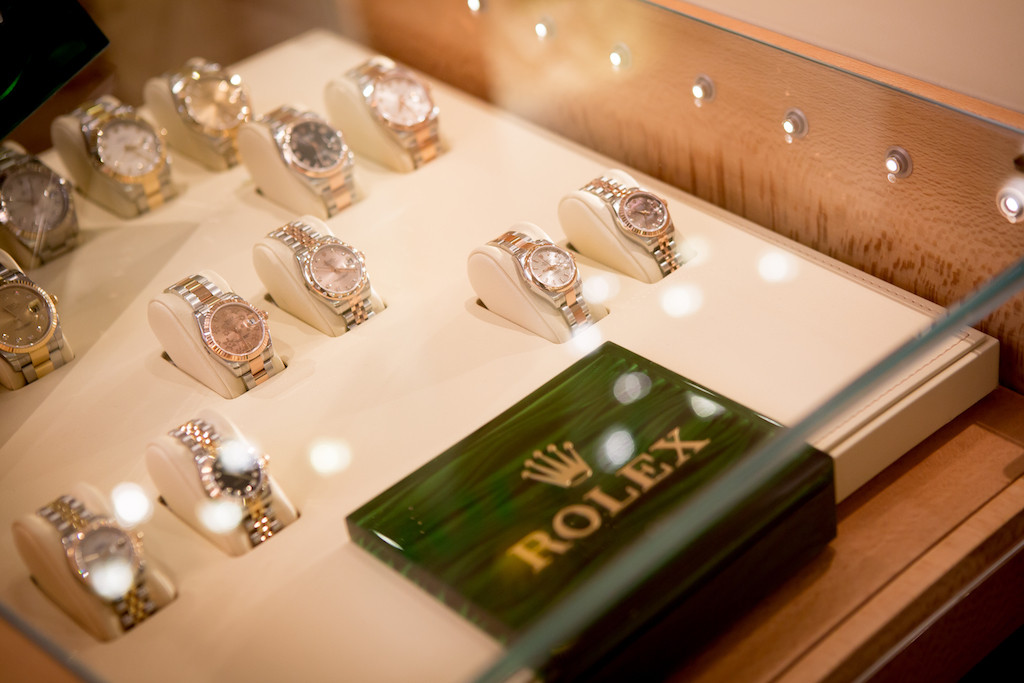 Rolex watches in a display case at Goeres Horlogerie. Robbers alleged to have staged a heist at the store on Tuesday have now been apprehended, says French media reports. Julien Becker (archives)