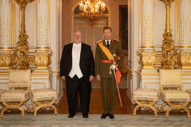 Stephen Dawson, Ireland’s ambassador to Luxembourg, presented his credentials to Grand Duke Henri on 9 October  Cour grand-ducale/Claude Piscitelli