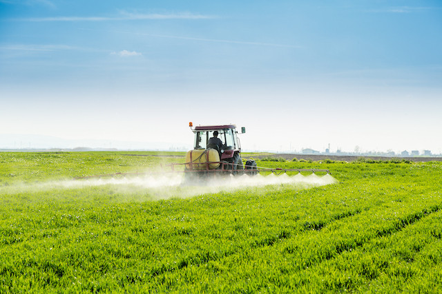Spreading pesticides on crops could one day become a thing of the past in Luxembourg Shutterstock