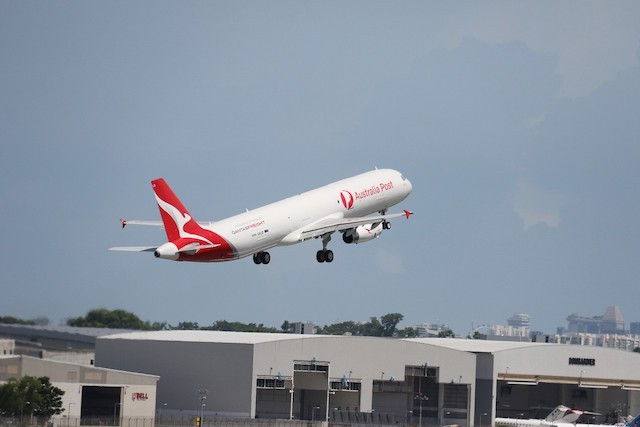  After two years of trials and testing, Vallair has finally delivered its first A321F, a passenger aircraft reconditioned as a cargo plane, for Australian airline Qantas Vallair