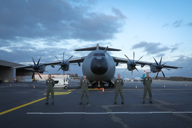 Military plane welcome; Golden Dawn fascists guilty