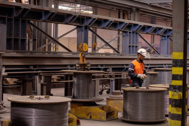 ArcelorMittal is cutting its workforce in the grand duchy as its seeks to streamline production while investing between €150 million and €200 million to improve efficiency and sustainability Matic Zorman (archives)