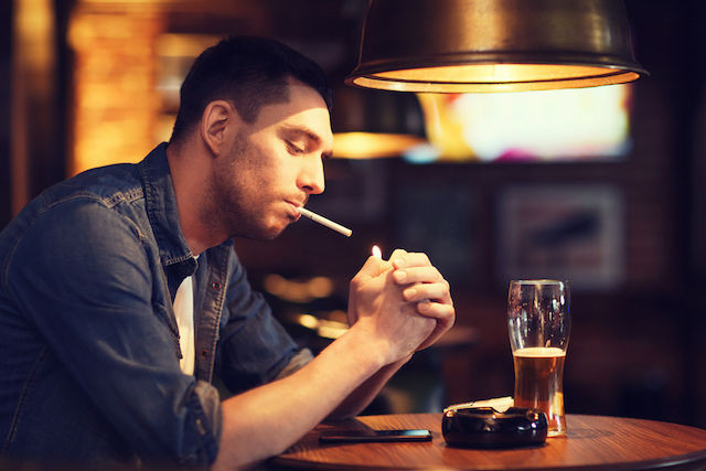 The author of petition 1110 says the law on smoking in public bars and cafés is too strict Shutterstock