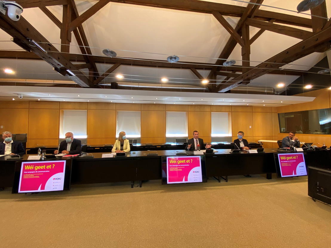 Launch of the campaign "Wéi geet et?" on 28 June. Emile Eicher, Marco Thomé, Taina Bofferding, Marc Hansen, Mareike Bönigk (l.t.r.) SIP