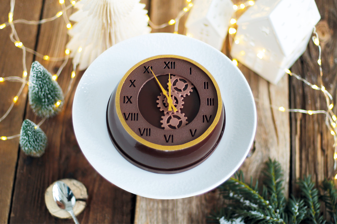 New Year's Eve Clock Dessert © Maison Oberweis