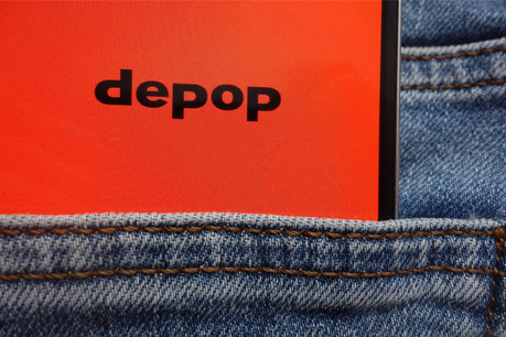 Sur Depop, les acheteurs peuvent liker les articles, enregistrer les photos, commenter et envoyer des messages privés aux vendeurs. (Photo: Shutterstock)