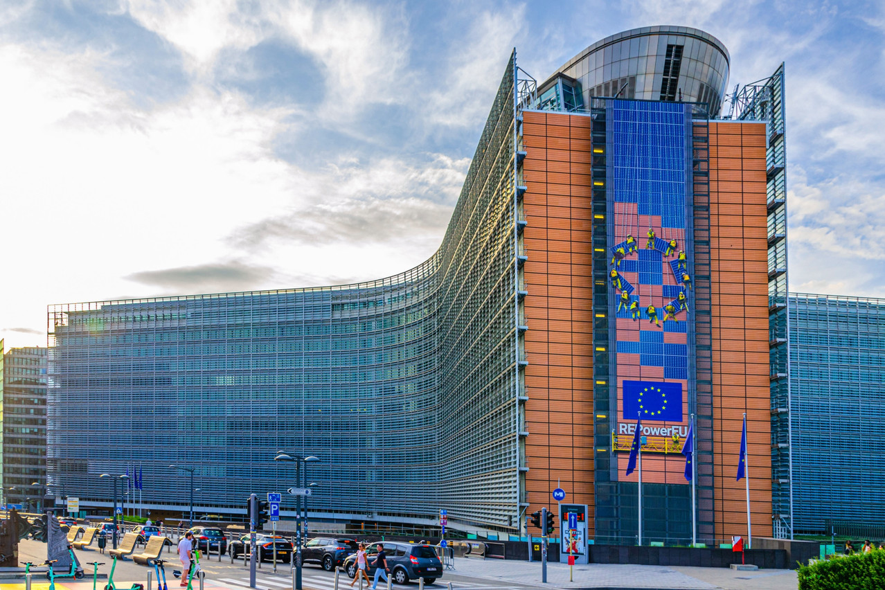 Selon les trois autorités de surveillance européennes, «la proposition de la Commission d’ajouter un identifiant supplémentaire, permettant aux entreprises basées dans l’UE d’utiliser l’identifiant unique européen (EUID), pourrait avoir des répercussions négatives sur la mise en œuvre de Dora par les entités financières.» (Photo: Shutterstock)