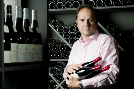 C'est d'abord la passion des vins qu'exprime Gildas Royer à travers ses soirées de dégustation. (Photo: Julien Becker / archives )