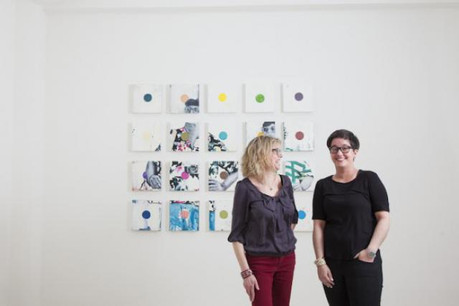 Fabienne Vandaele et Leonor Comin: un duo pour l'art et le design. (Photo: Julien Becker)