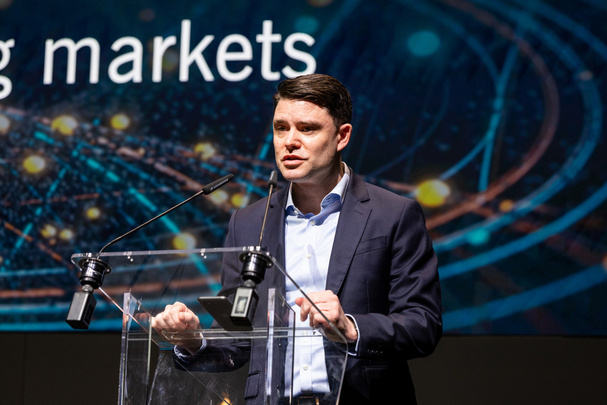 Stephen Grainger Discussions on global funding and financing: in photos | Delano News