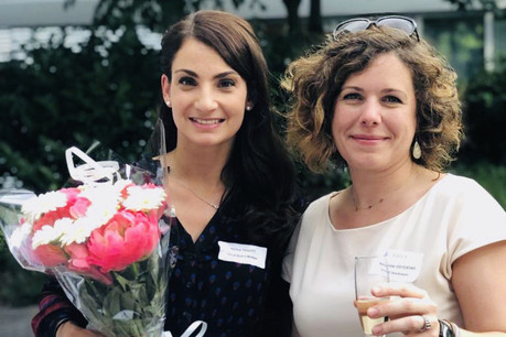 Marine Tarditi, counsel chez Allen & Overy, passe le relais de la présidence de Lilla à Mathilde Ostertag, partner chez GSK Luxembourg. (Photo : Lilla)