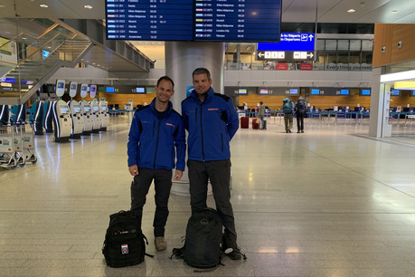 Les deux volontaires, Emanuel Bourg et Philippe Hein, sont partis ce mardi 10 septembre du Findel pour 3 semaines environ. (Photo: Direction de la coopération au développement et de l’action humanitaire)