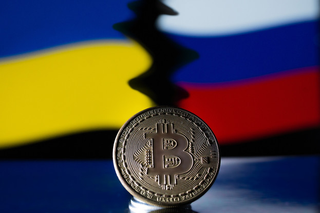 Russie et Ukraine, deux des pays où l’adoption des cryptomonnaies est la plus forte au monde, l’utilisent pour contourner les sanctions. Un moment inédit. (Photo: Shutterstock)