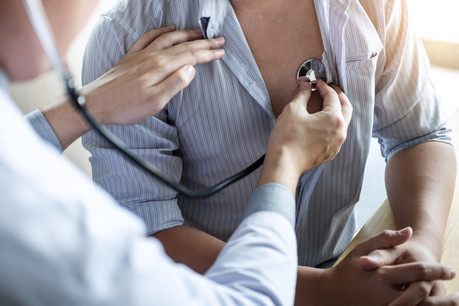 Un premier bilan médical a confirmé l’absence de symptômes d’infection. (Photo: Shutterstock)