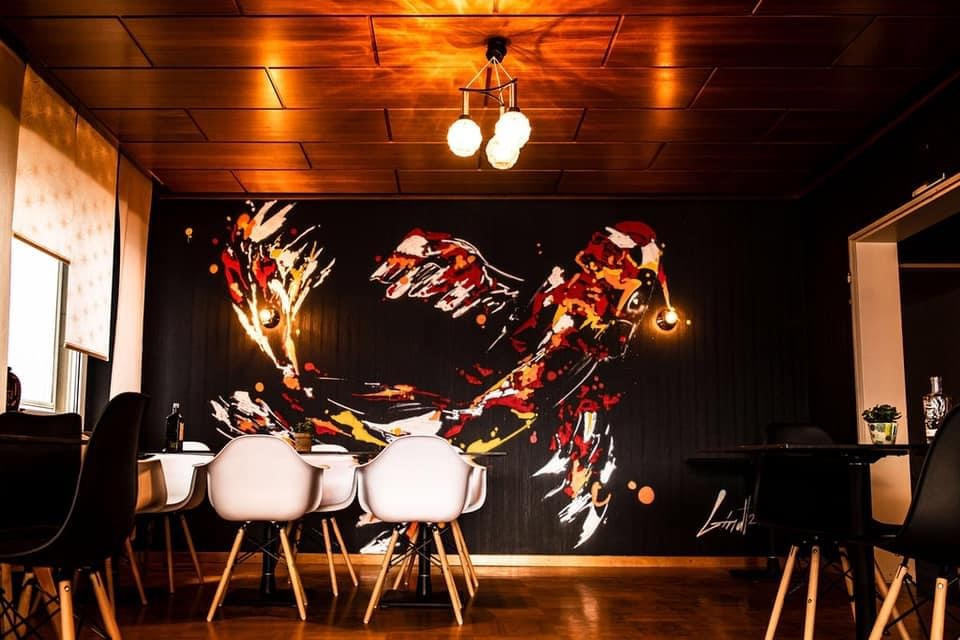 Yabani Art & Food combine habilement art et cuisine nippone dans un cadre très «cosy», à quelques minutes à peine de la capitale… DR