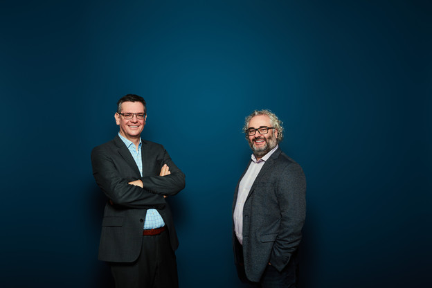 «Nous sommes d’avis que la transformation digitale nous apporte un gain en efficacité, même si nous sommes conscients que cela impliquera des évolutions constantes.»  Philippe Wetzel, COO, SECO Group (à gauche), et Mike Sergonne, Managing Partner, Nvision (à droite). Nvision 