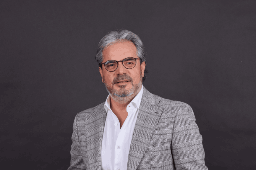 Tun Di Bari CEO Dussmann Talk2U