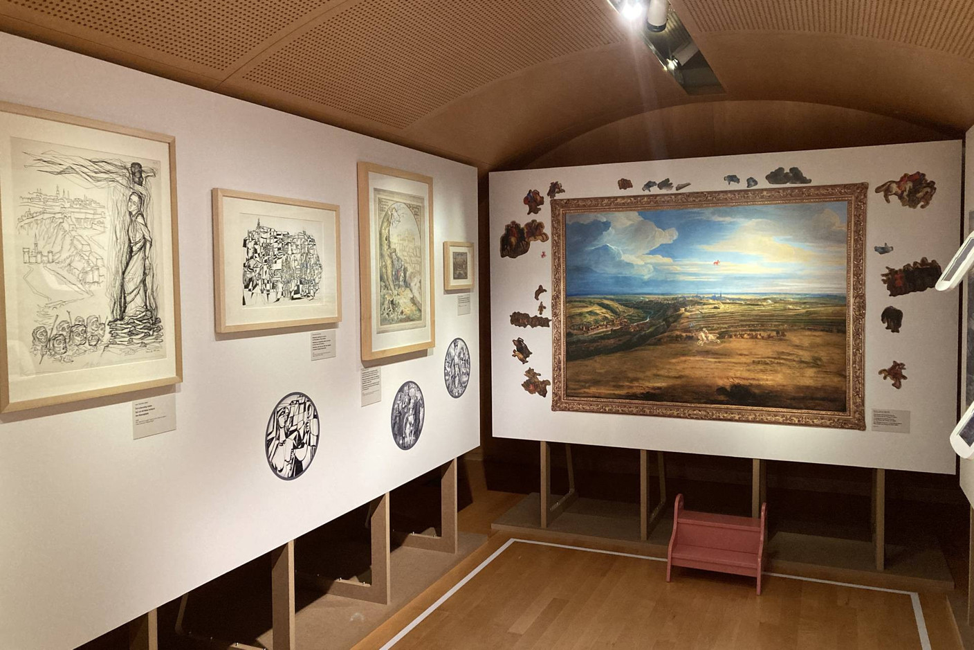One of the works in the collection has been transformed into a magnetic board on which the characters have to be placed.  Photo: Céline Coubray/Maison Moderne