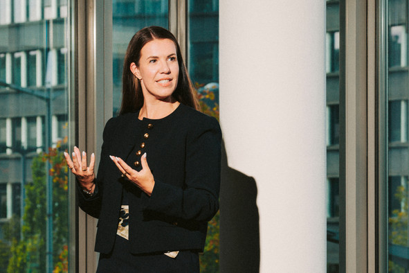 Lisa König is head of strategy at Clearstream Fund Services. (Photo: Julian Pierrot/Paperjam)