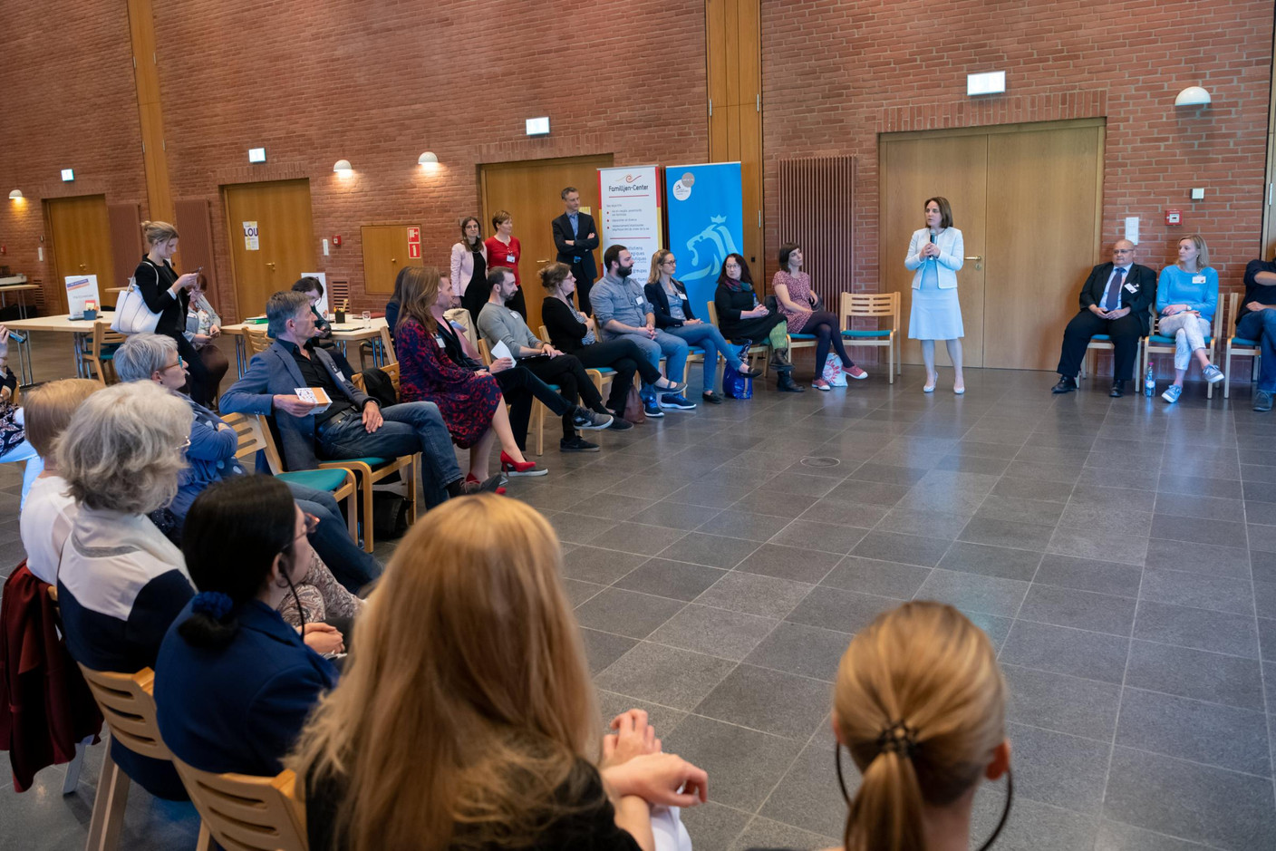 Corinne Cahen qui intervient lors du workshop. (Photo: Emmanuel Claude / Focalize)