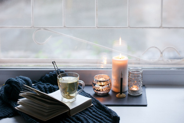 Après deux mois de confinement, recommencer à sortir peut aussi être source de stress. S’y préparer avec bienveillance est déterminant. (Photo: Shutterstock)