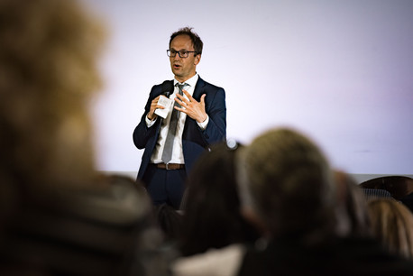 Thomas Musiolik: “A future employee needs to grasp and understand and cope with today’s highly complex equipment, processes and products.” (Photo: Nader Ghavami / archives Maison Moderne)