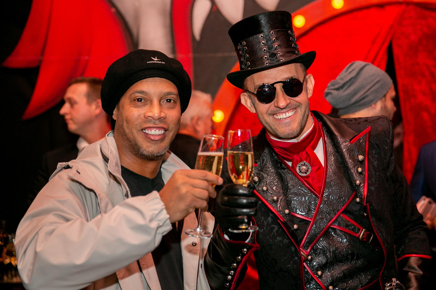Ronaldinho et György Gattyán (Docler Holding) (Photo: Bor Zoltan)