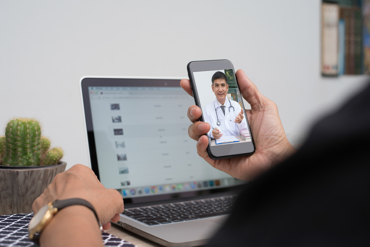 Doctolib a commencé à proposer de la télémédecine, mais le véritable enjeu reste, comme pour la luxembourgeoise Doctena, de convaincre des médecins de rejoindre la prise de rendez-vous en ligne. (Photo: Shutterstock)