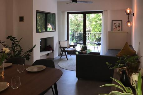 Le salon et la salle à manger rénovés de Vaishnavi et Sriram. (Photo: DR)