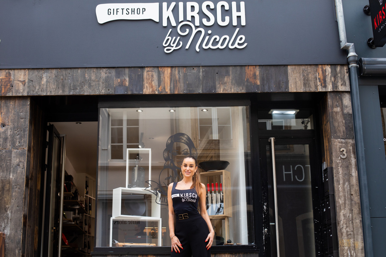 The butcher's know-how and the rock'n'roll image of the Kirsch brand will be 100% present in the two new shops in the city centre, which will be inaugurated this Monday 21 March, and in particular in the first Kirsch by Nicole gift shop. Matic Zorman / Maison Moderne