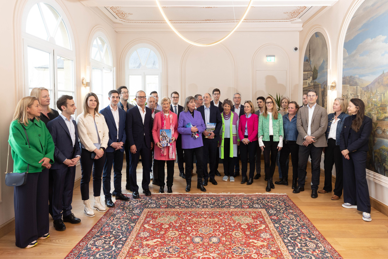 «C’est le renouveau plus l’expérience», estime la bourgmestre de Luxembourg-ville, Lydie Polfer (DP), lors de la présentation des 27 candidats du DP pour les élections communales dans la capitale. (Photo: Guy Wolff/Maison Moderne)