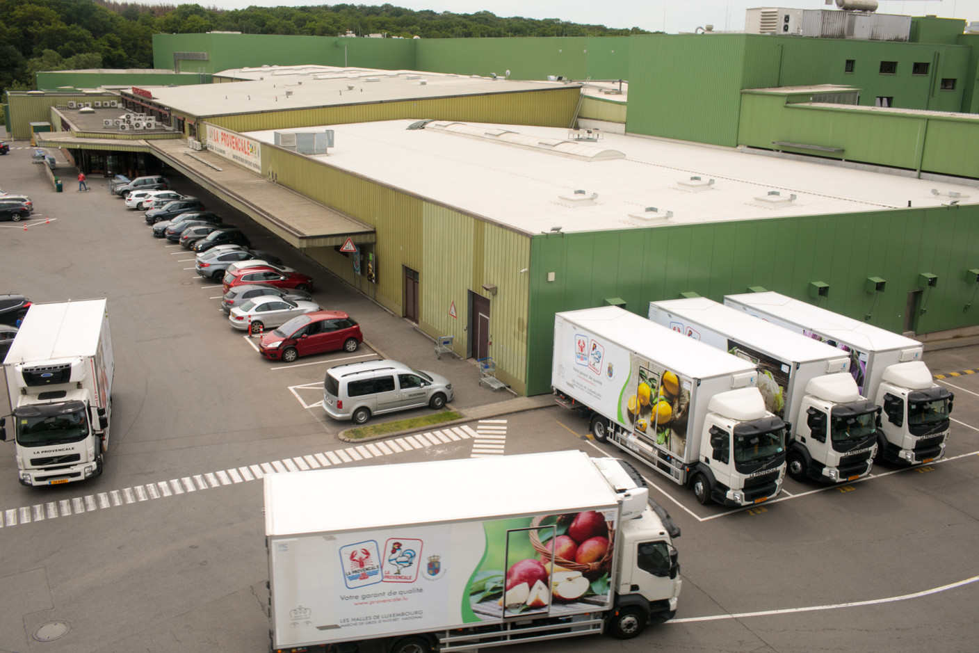 L’entreprise dispose de 150 camions qui livrent partout en Grande Région. (Photo: Matic Zorman/Maison Moderne)