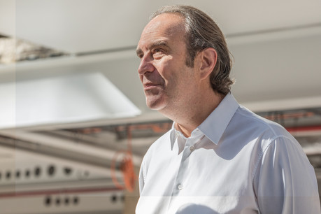 Après avoir démontré l’intérêt de son école de formation au code informatique pour ceux qui n’ont aucune compétence, Xavier Niel va l’exporter à l’international. (Photo: Shutterstock)