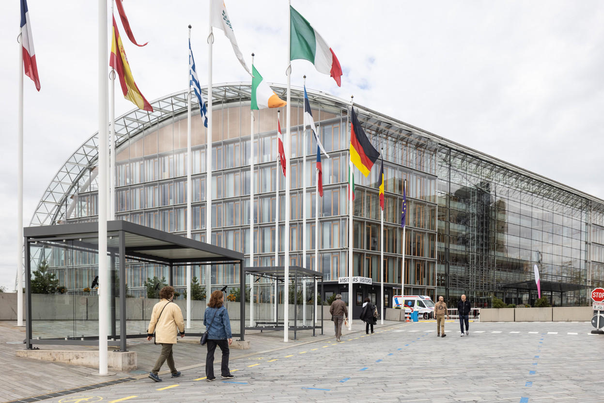 The EIB has increased the salaries of its staff by an average of 7%. This is still different from the indexation requested. Archive photo: Guy Wolff / Maison Moderne