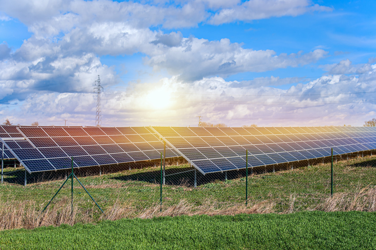 De nouvelles installations et des conditions météorologiques favorables ont dopé la production d’électricité d’origine renouvelable. (Photo: Shutterstock)