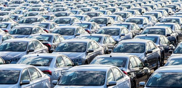 Le nombre d’immatriculations de véhicules particuliers a chuté de 18,6% en 2020.  (Photo: Shutterstock)