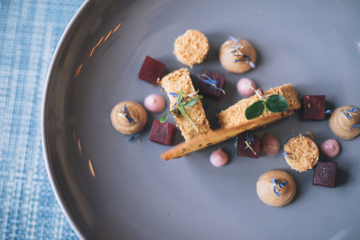 The chef has created a well-balanced menu in which the products are given pride of place and the dishes are particularly well prepared. Maison Moderne