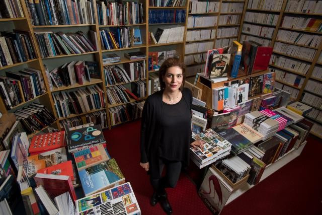 Elmira Najafi a succédé à Edmond Donnersbach à la tête de la librairie Alinéa en mars 2019. (Photo: Nader Ghavami/Archives)
