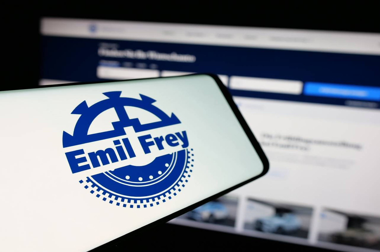 Already established in Luxembourg with its Renault, Dacia and Alpine dealerships, Emil Frey is expanding its business in Wallonia by integrating AB Lens Motor’s sites dedicated to commercial vehicles. Photo: Shutterstock