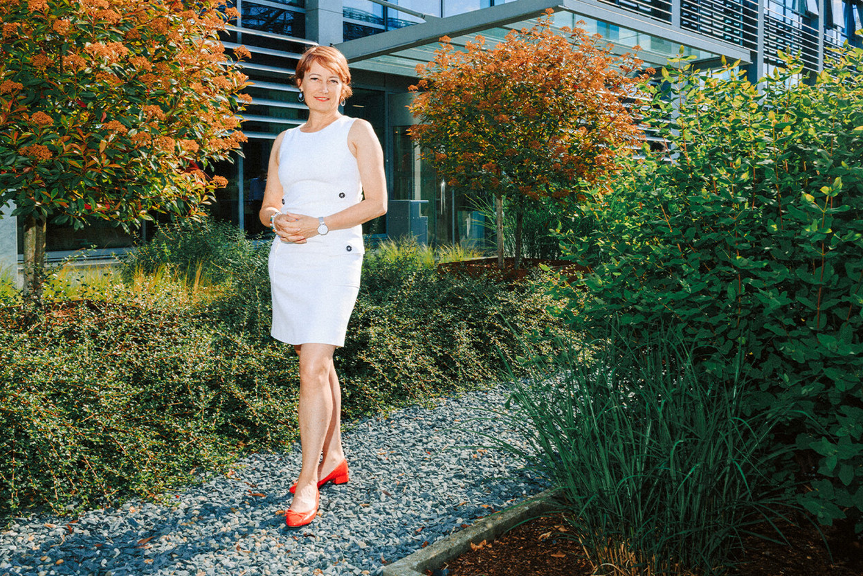 Karine Verbruggen, CEO de Swiss Life Luxembourg, défend le rôle clé des solutions de prévoyance complémentaire pour préparer l’avenir des salariés et accompagner les employeurs. (Photo: Julian Pierrot/Paperjam)