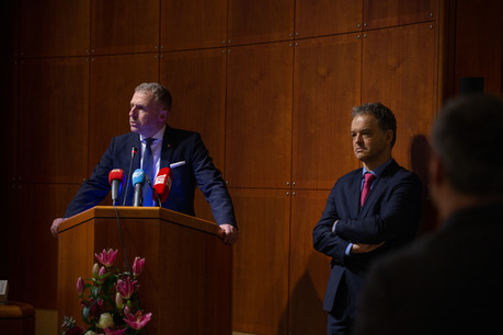 Pour Tom Oberweis et Michel Reckinger, de nombreux blocages et freins structurels subsistent pour attirer une main-d’œuvre qualifiée de l’étranger. (Photo: Romain Gamba/Maison Moderne)